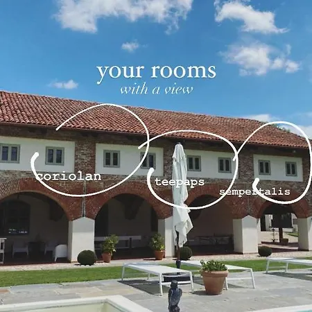 La Scuderia Charming Rooms B&B San Paolo Solbrito Esterno foto