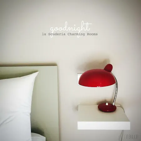 La Scuderia Charming Rooms B&B San Paolo Solbrito Esterno foto